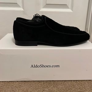 Dress shoes (loafers)